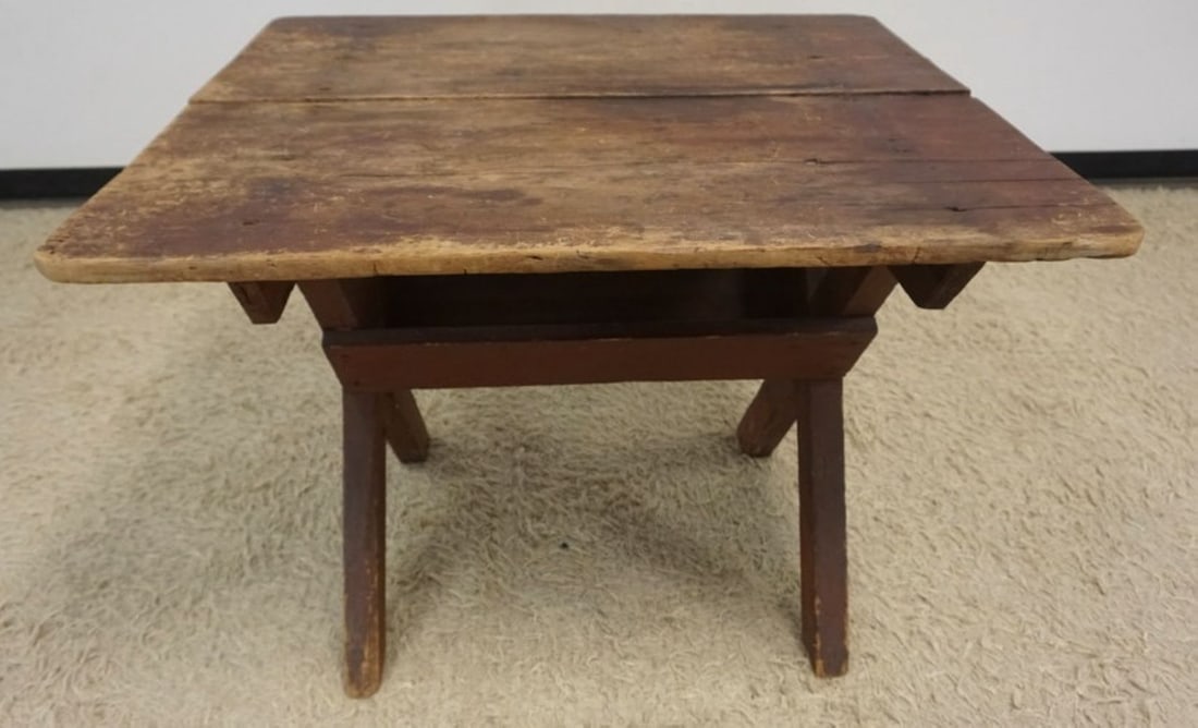PRIMITIVE PINE TABLE (1 of 4)