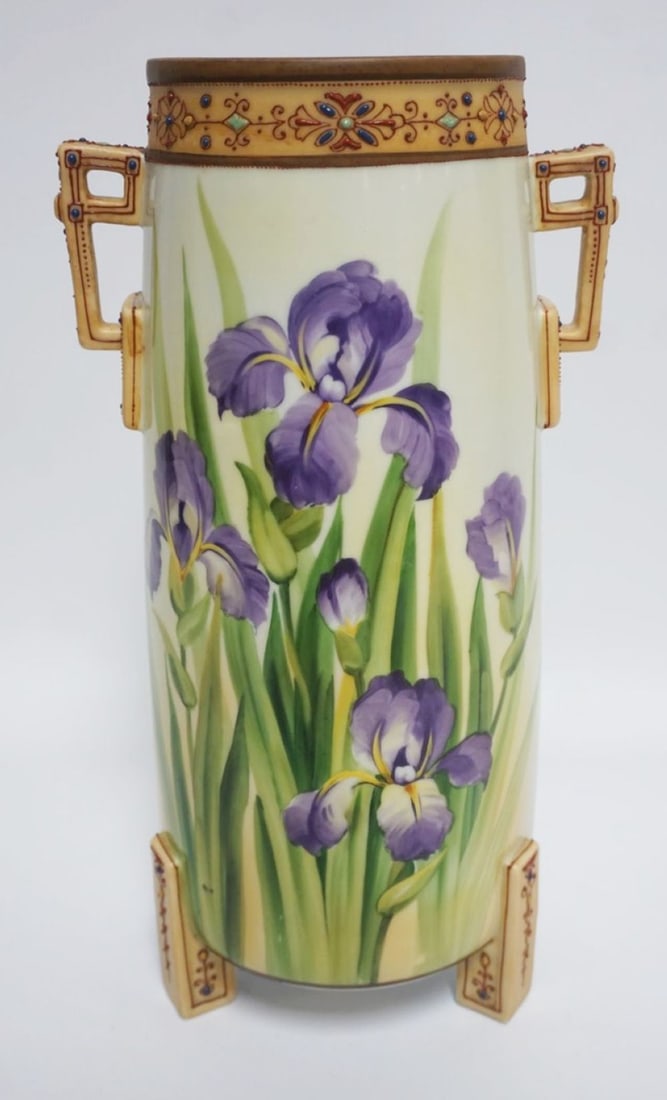 NIPPON MORIAGE HAND PAINTED DOUBLE HANDLED VASE (1 of 7)