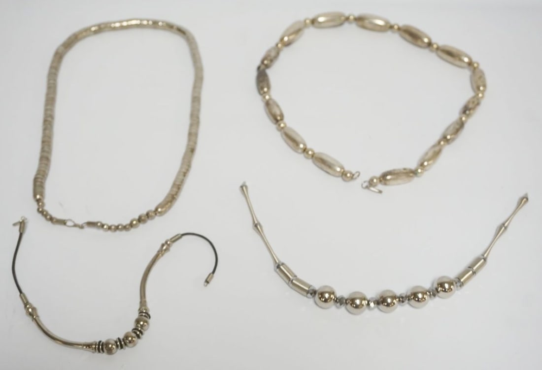 LADIES NECKLACES (1 of 4)