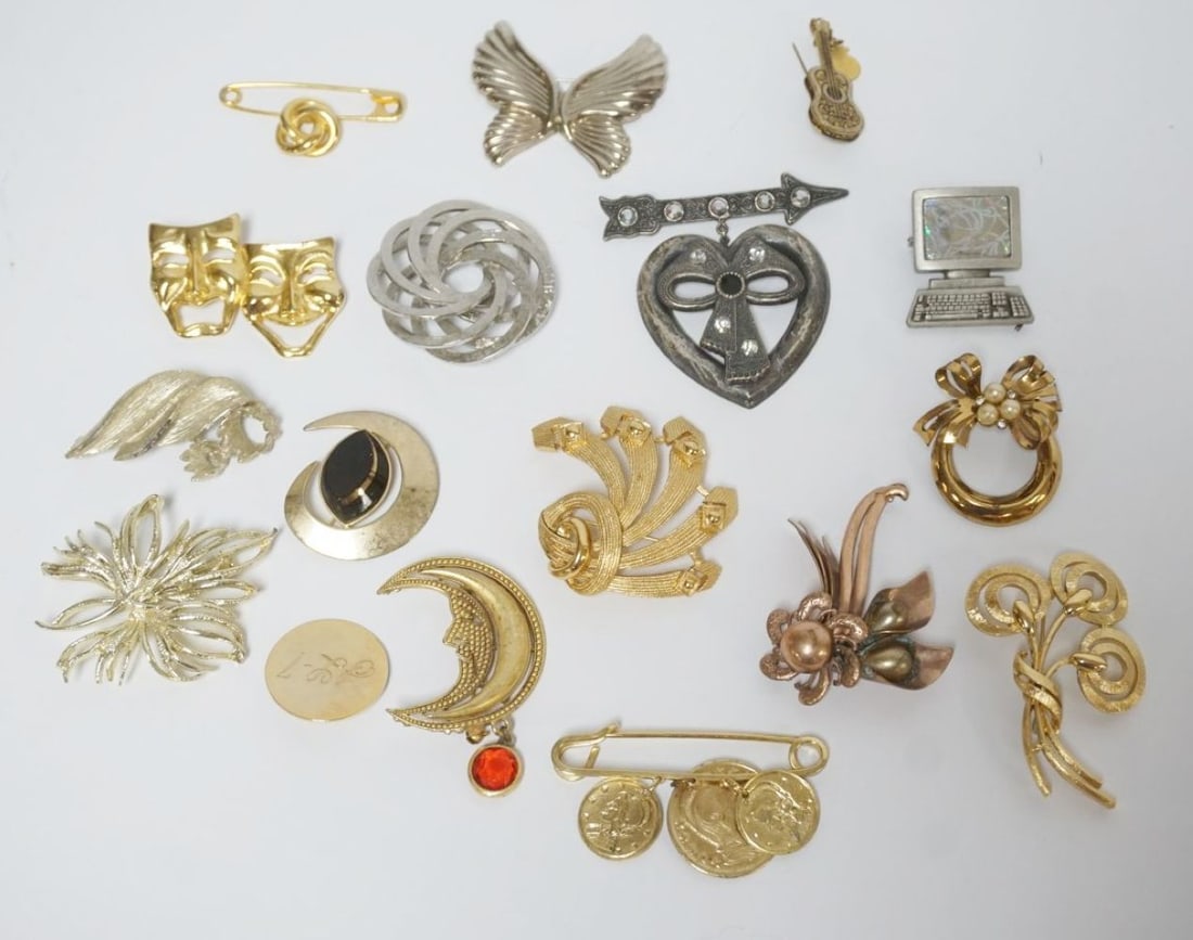 LADIES DESIGNER PINS (1 of 4)