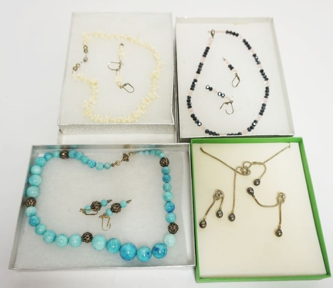 LADIES COSTUME DESIGNER NECKLACE AND EARRING SETS (1 of 3)
