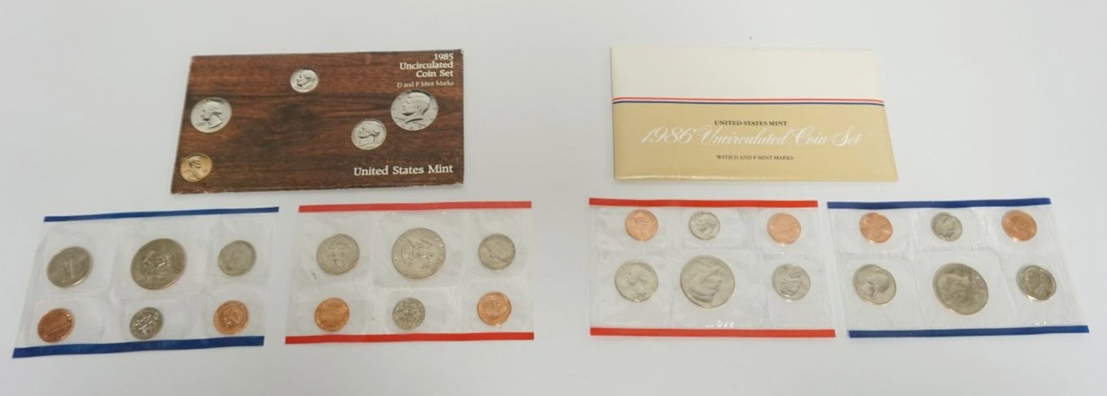 DENVER & PHILADELPHIA UNCIRCULATED COIN SETS (1 of 3)