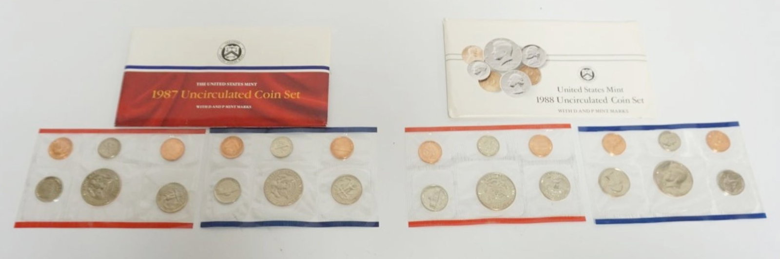 DENVER & PHILADELPHIA UNCIRCULATED COIN SETS (1 of 3)