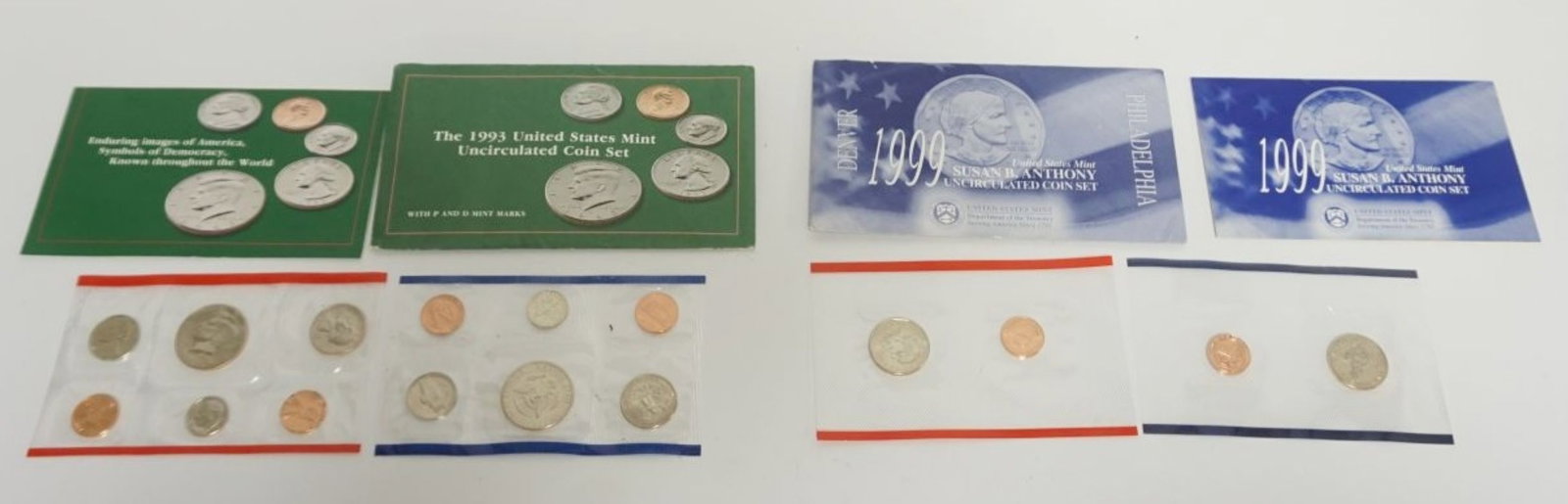DENVER & PHILADELPHIA UNCIRCULATED COIN SETS (1 of 3)