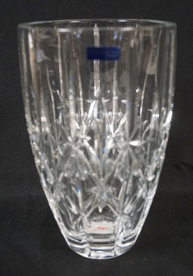 WATERFORD CRYSTAL MARUIS 9 IN *SPARKLE* VASE (1 of 3)