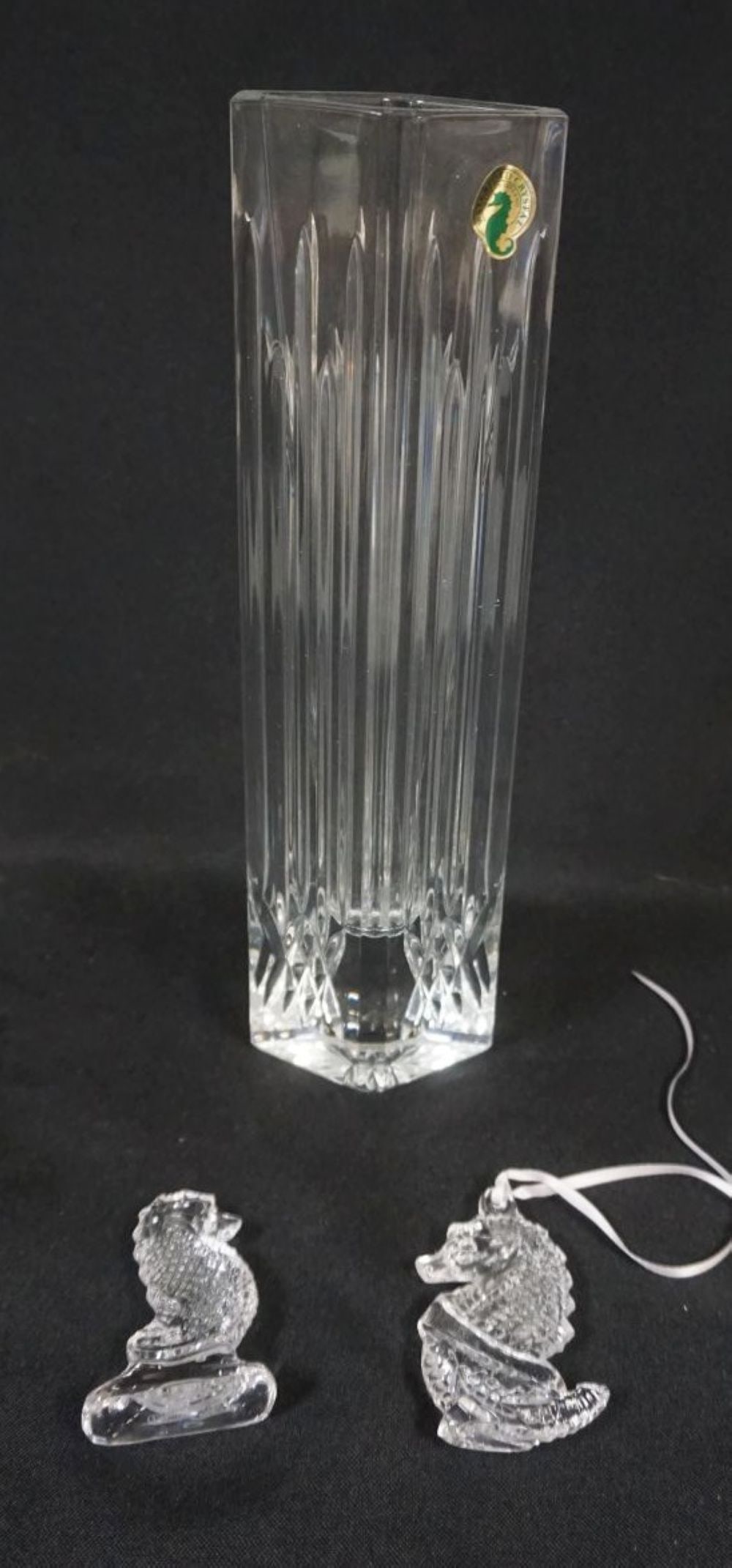 WATERFORD CRYSTAL VASE & SEA HORSE ORNAMENT (1 of 3)