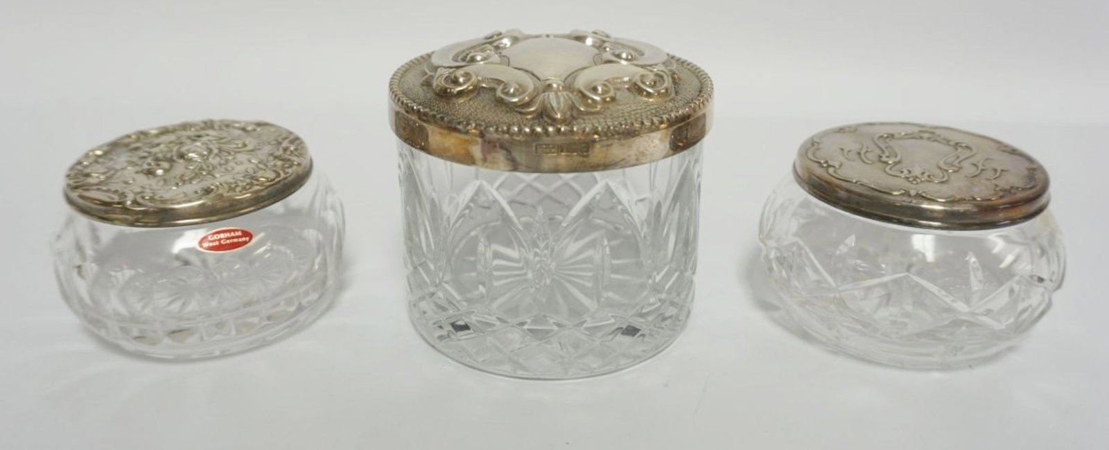 GROUP OF CRYSTAL TRINKET BOXES (1 of 3)