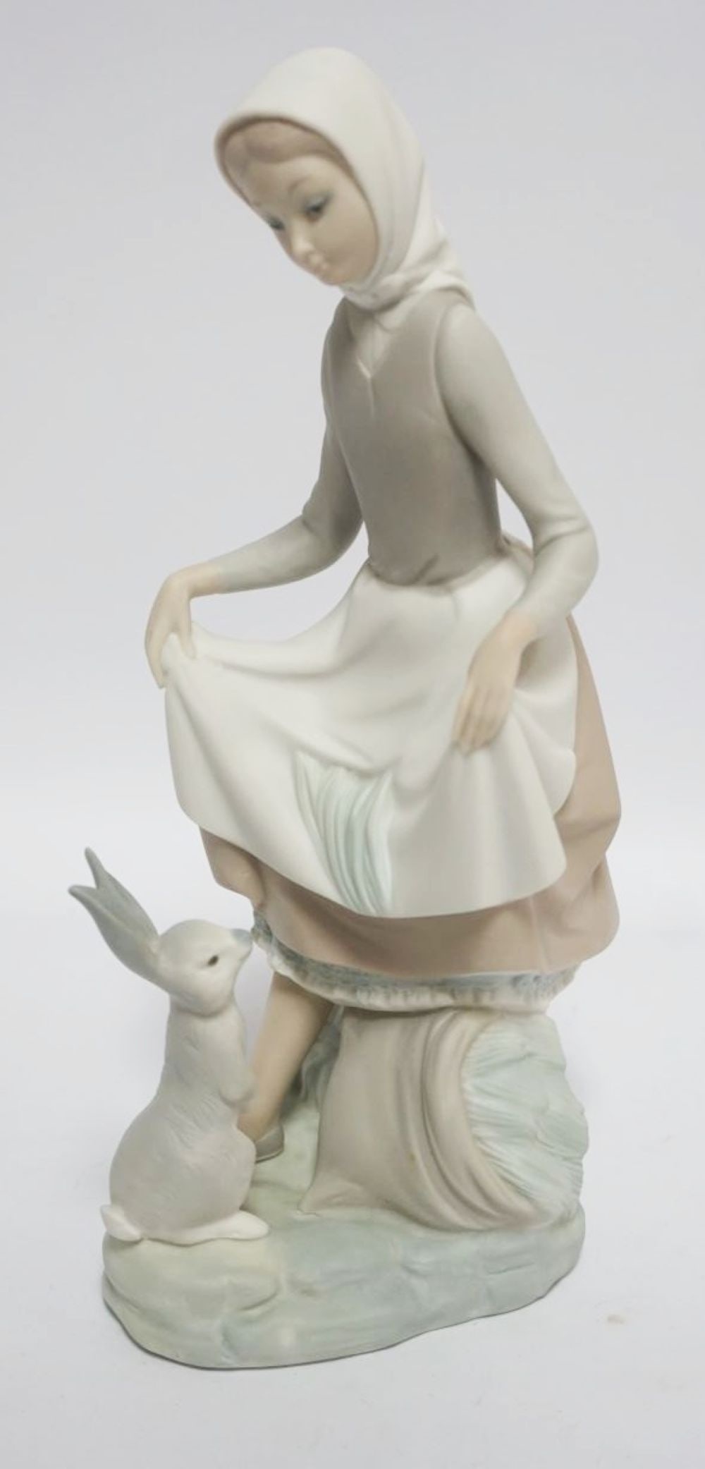 LLADRO FIGURINE (1 of 4)