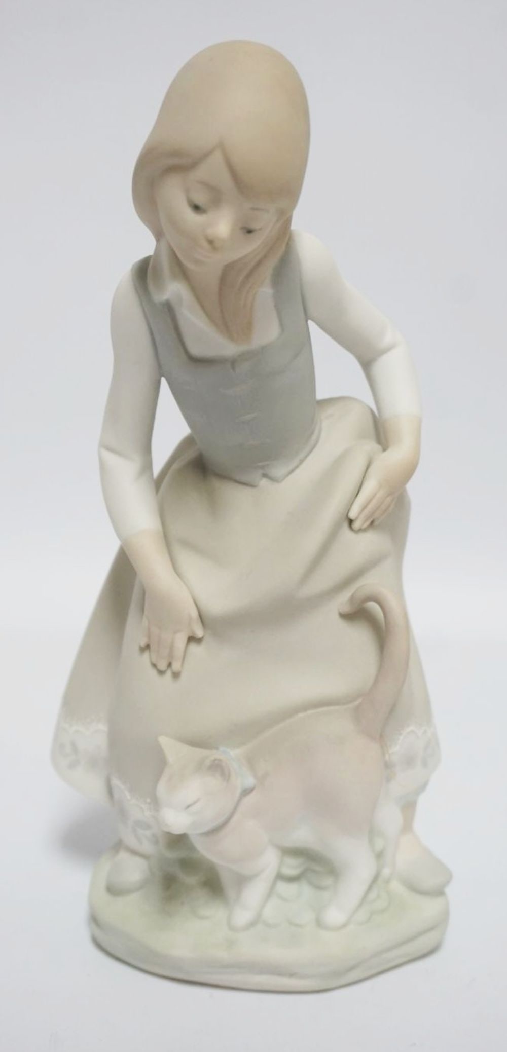 LLADRO FIGURINE (1 of 5)