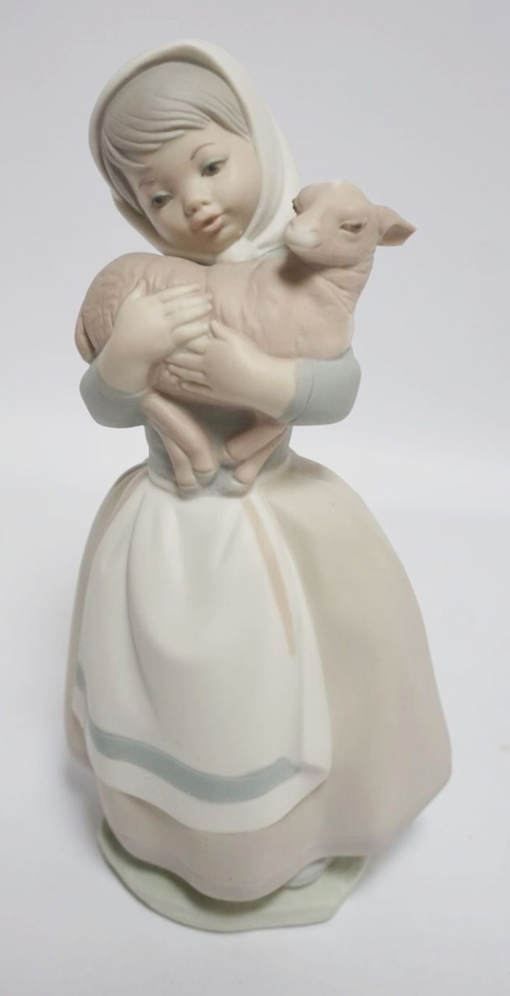 LLADRO FIGURINE (1 of 4)
