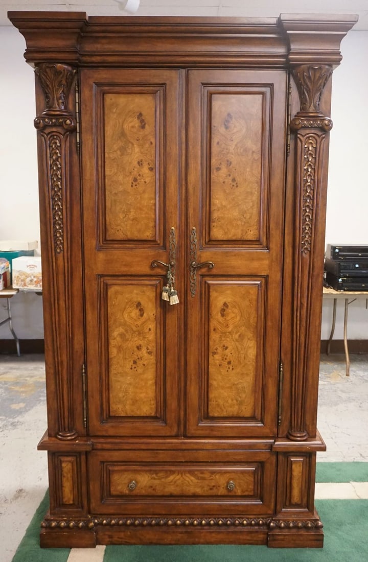 DOUBLE DOOR WOOD CABINET (1 of 4)