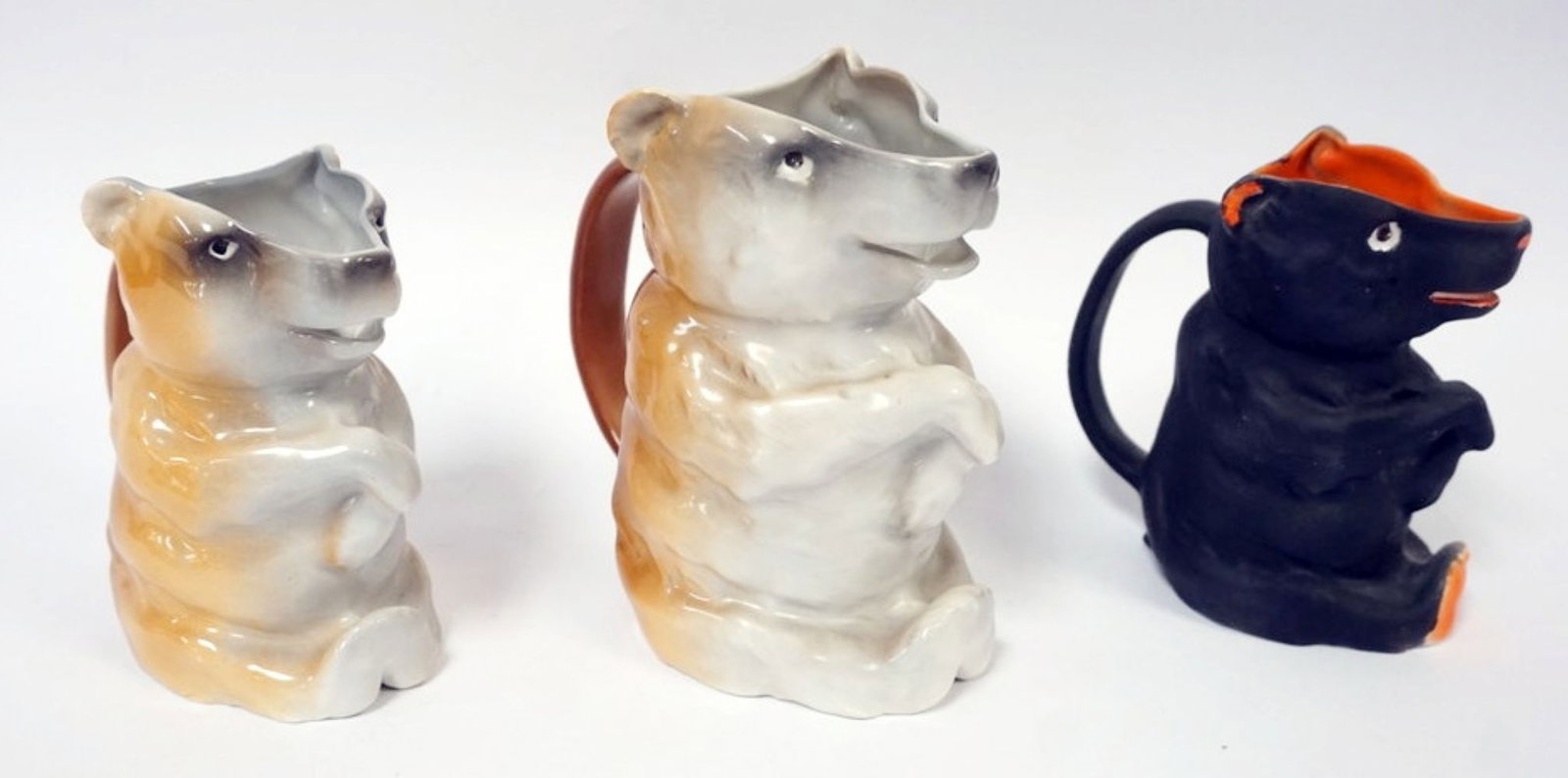 ROYAL BAYREUTH BEAR (1 of 5)