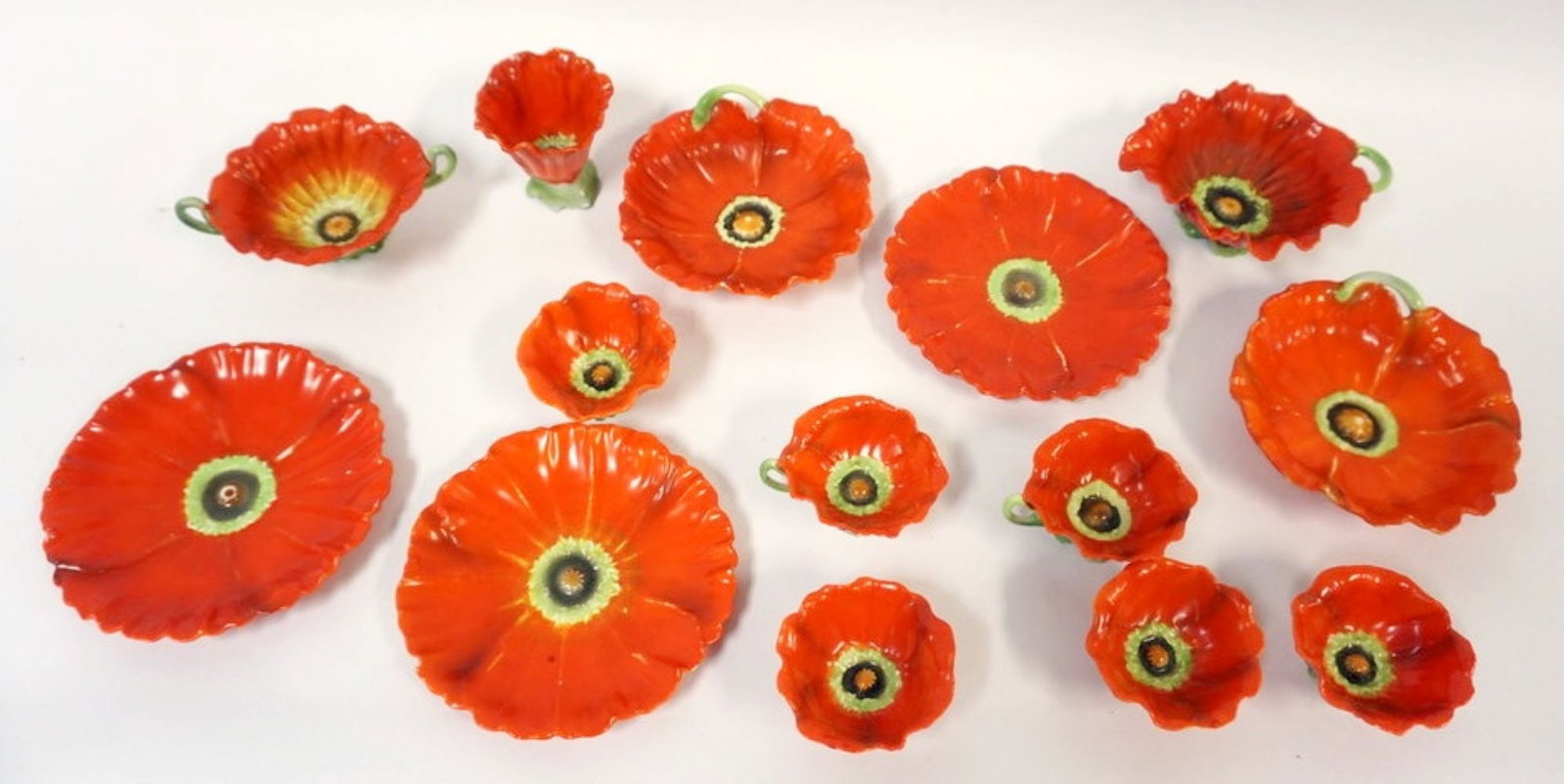 ROYAL BAYREUTH RED POPPY: ROYAL BAYREUTH RED POPPY ASSORTMENT LARGEST PIECE APPROXIMATELY 6 IN