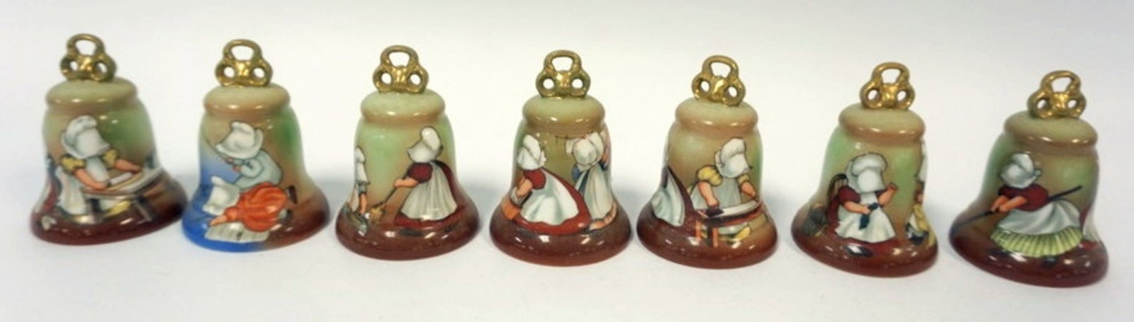 ROYAL BAYREUTH SUN BONNET BABIES: ROYAL BAYREUTH SUN BONNET BABIES BELLS, EACH APPROXIMATELY 3 1/2 IN HIGH