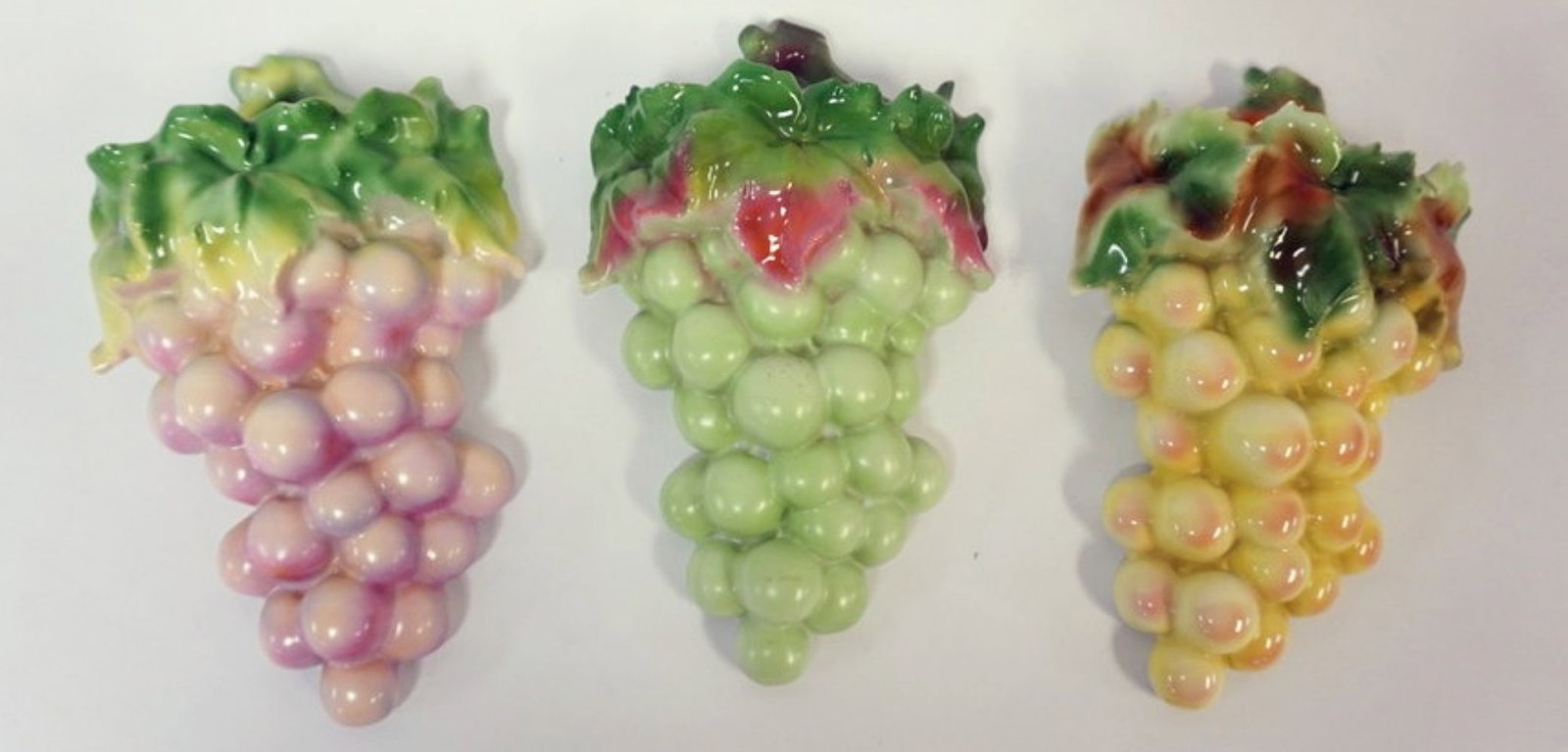 ROYAL BAYREUTH GRAPE LUSTRE (1 of 4)