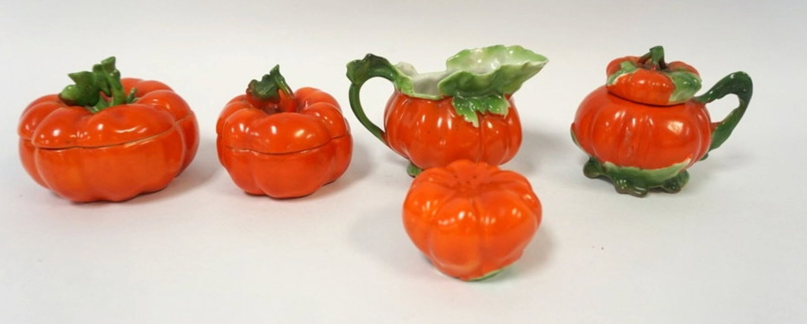 ROYAL BAYREUTH TOMATO (1 of 4)