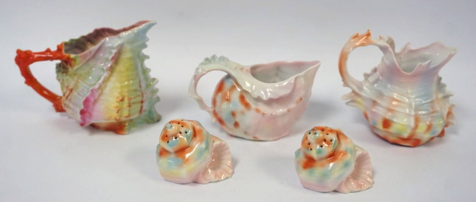 ROYAL BAYREUTH CONCH SHELL (1 of 4)