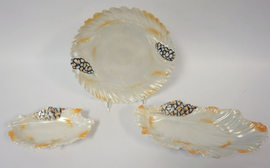 ROYAL BAYREUTH LUSTRE SHELL: ROYAL BAYREUTH LUSTRE SHELL DISHES & OVAL BOWL, LARGEST PIECE APPROXIMATELY 10 1/4 IN