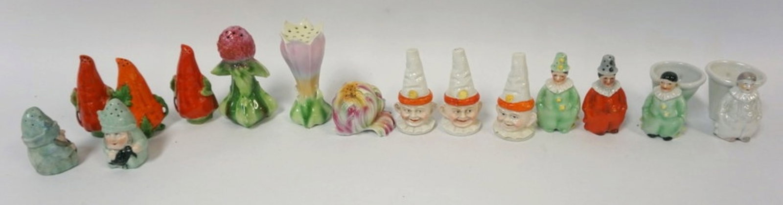 ROYAL BAYREUTH ASSORTMENT WITH HARLEQUIN CLOWN (1 of 6)
