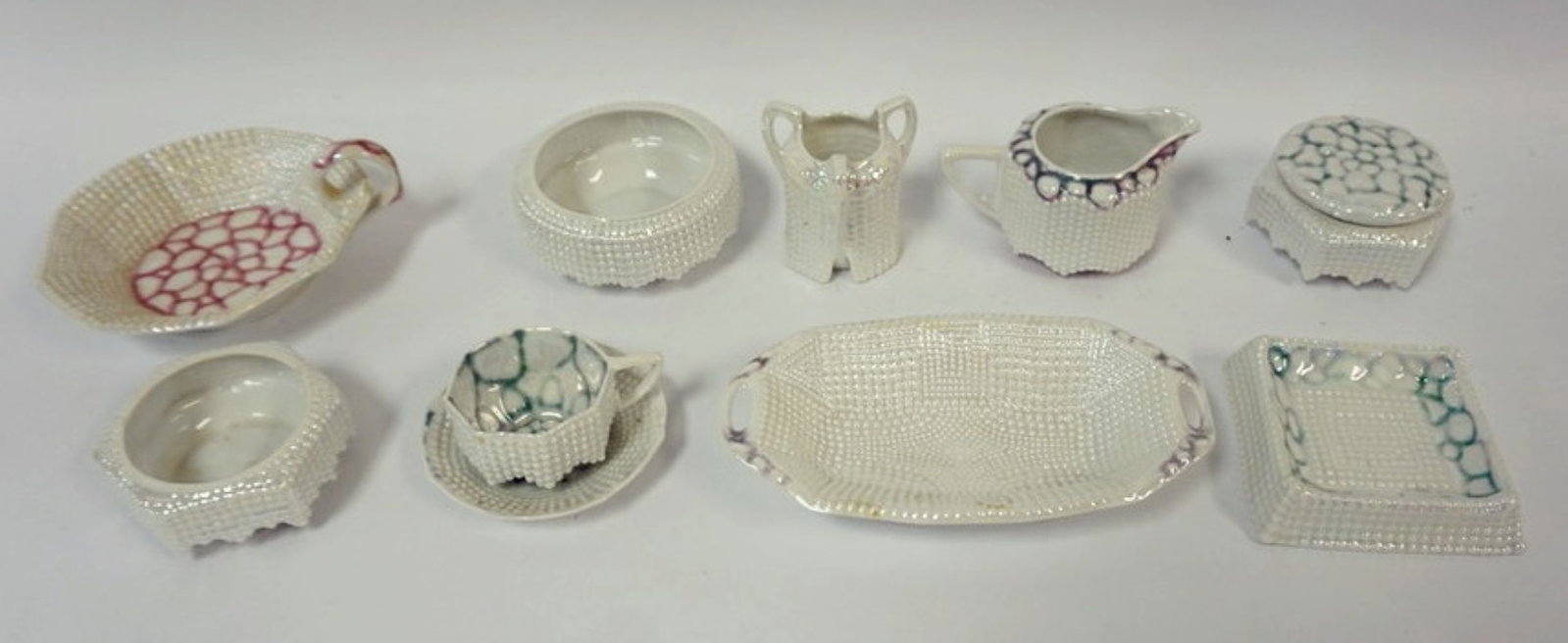 ROYAL BAYREUTH TEXTURED PEARL CHINA (1 of 4)