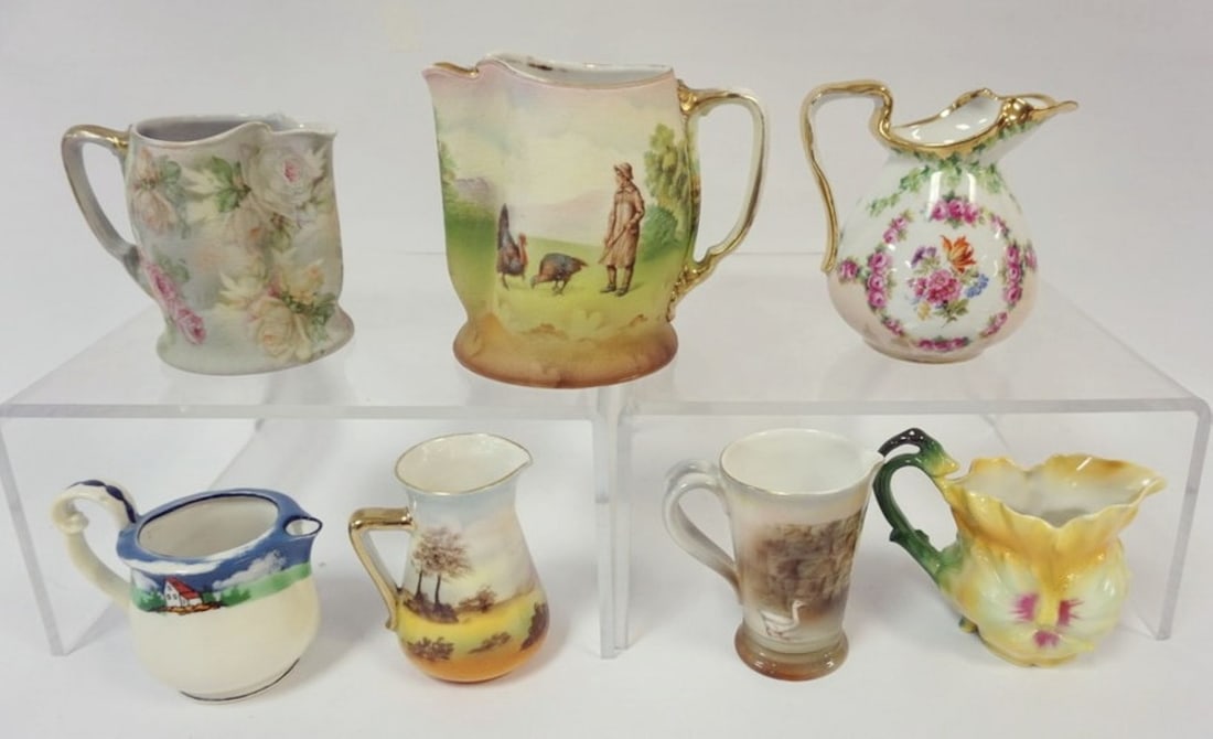 ROYAL BAYREUTH PITCHERS/CREAMERS (1 of 4)