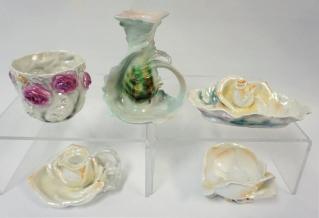 ROYAL BAYREUTH LUSTRE WARE (1 of 4)