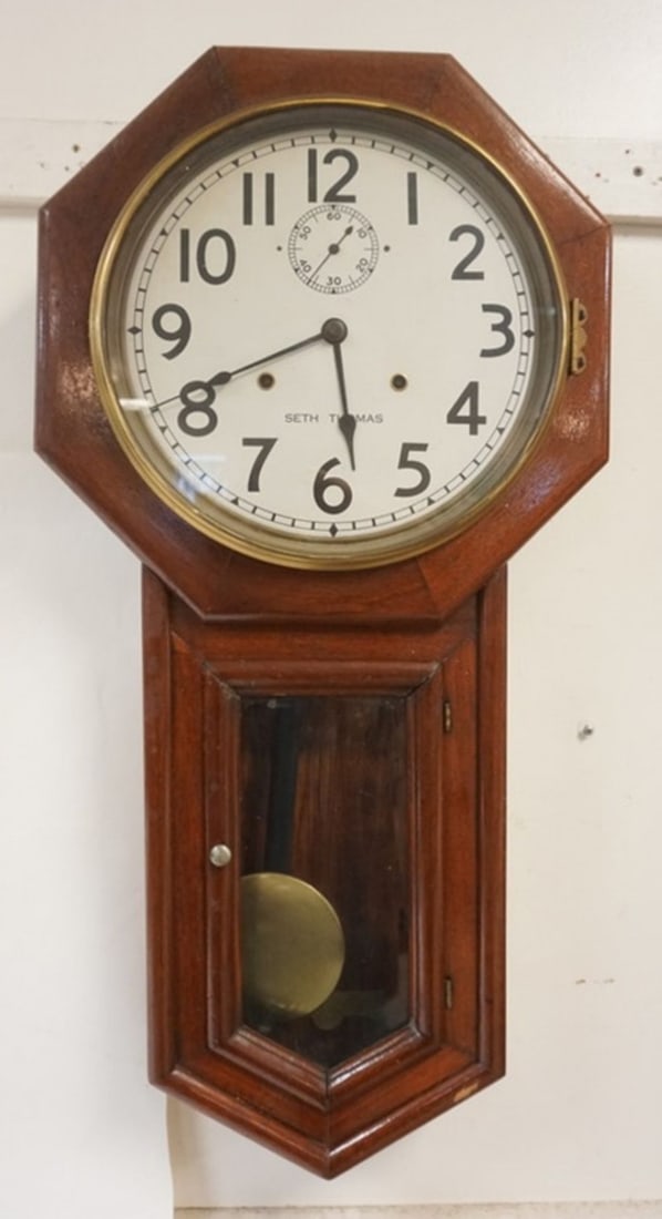 SETH THOMAS REGULATOR CLOCK (1 of 3)