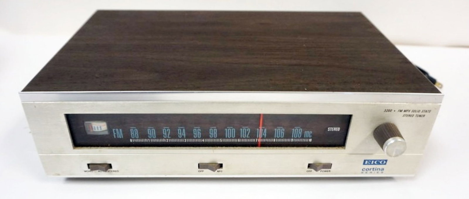 EICO CORTINA TUNER: EICO CORTINA FM TUNER, APPROXIMATELY 12 IN X 8 IN X 4 IN