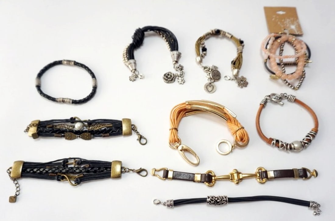 ASSORTED DESIGNER BRACELETS: 10 ASSORTED DESIGNER BRACELETS, SOME NEW AND SOME MARKED BY MAKER