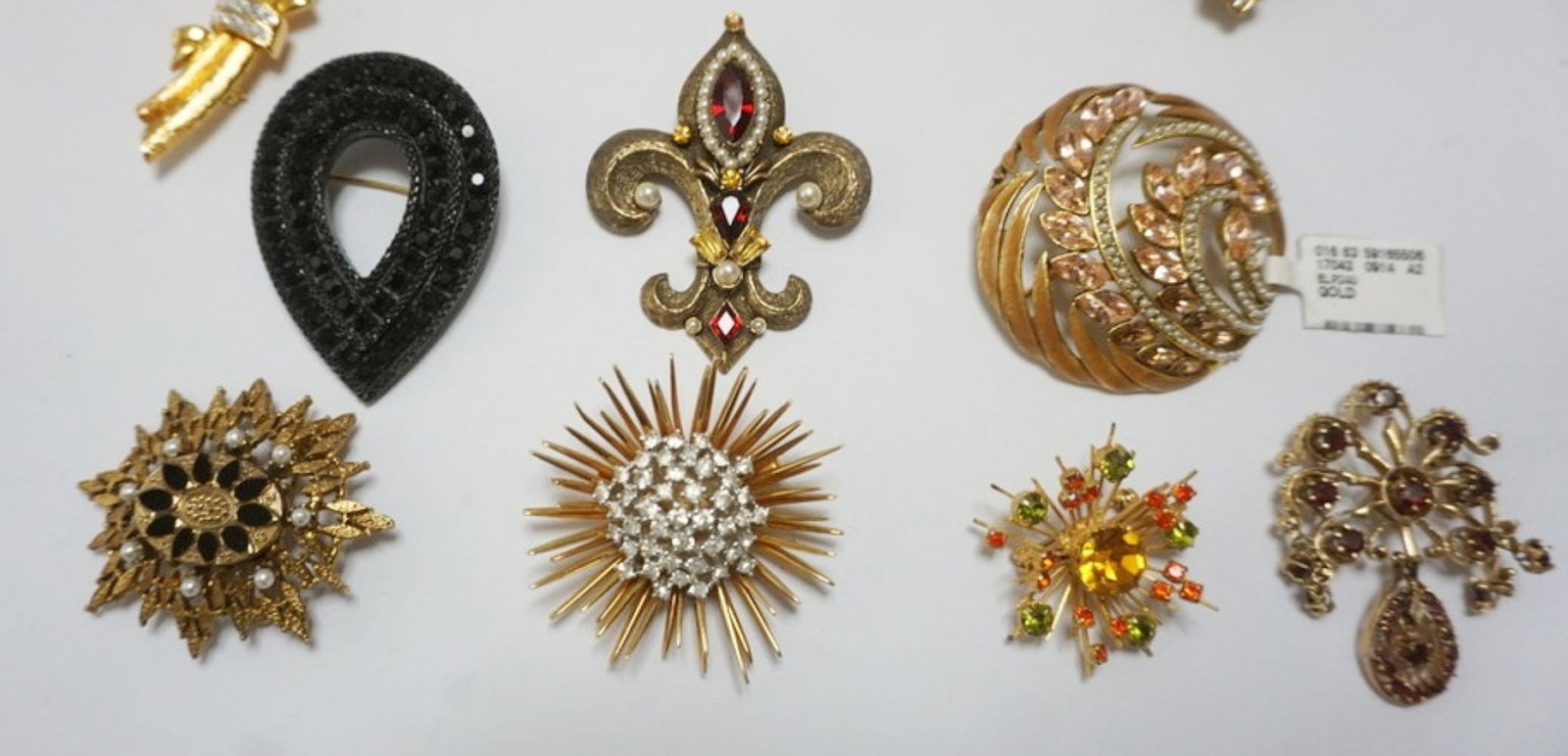 ASSORTED DESIGNER PINS - 3