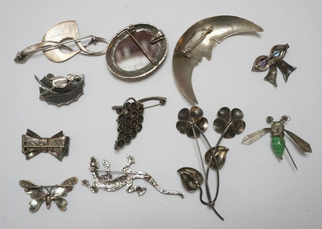 ASSORTED DESIGNER PINS - 4