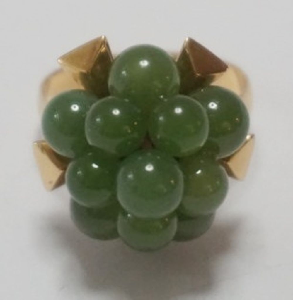14K LADIES COCKTAIL RING: 14K LADIES COCKTAIL RING WITH JADE TYPE TIERED STONES, SIZE 6 3/4, 3.6 DWT