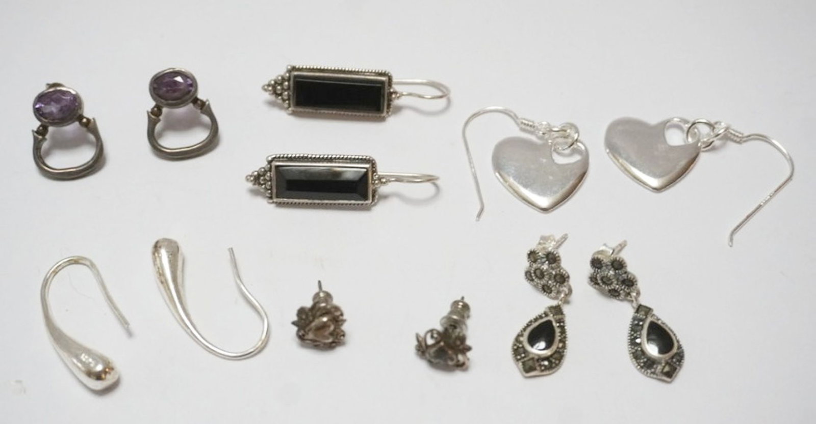 ASSORTED WOMENS EARRINGS (1 of 3)