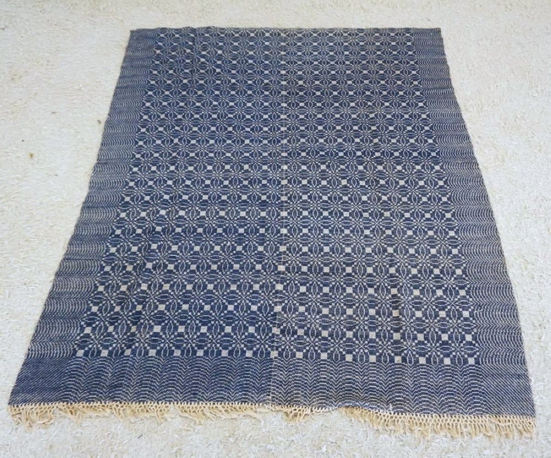 ANTIQUE HAND WOVEN COVERLET: ANTIQUE HAND WOVEN COVERLET, APPROXIMATELY 73 IN X 94 IN