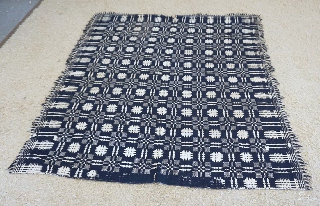 ANTIQUE HAND WOVEN COVERLET: ANTIQUE HAND WOVEN COVERLET, BLUE & WHITE, SOME WEAR, APPROXIMATELY 77 IN X 89 IN