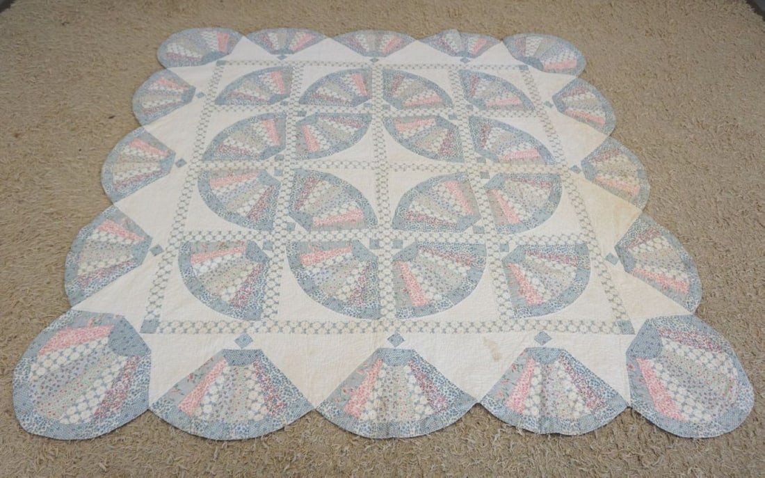 HAND SEWN QUILT (1 of 4)