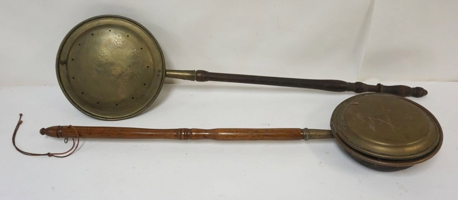 2 PRIMITIVE BRASS BED WARMERS (1 of 4)