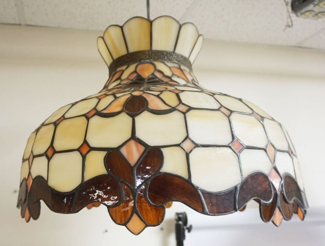 STAIN GLASS HANGING DOME (1 of 2)