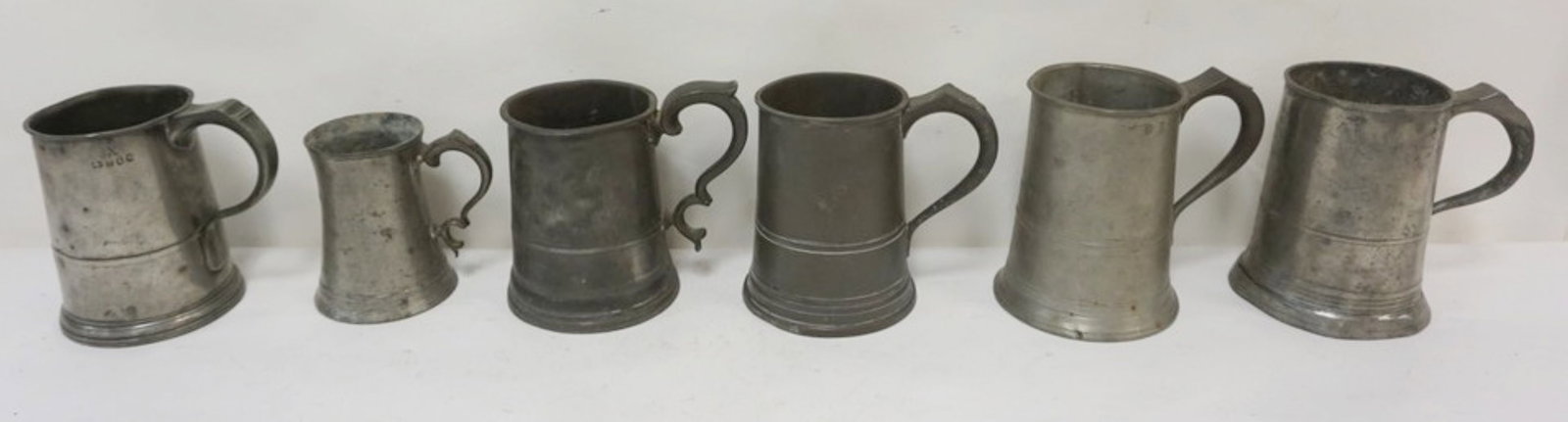 PEWTER TANKARDS AND MEASURES (1 of 8)