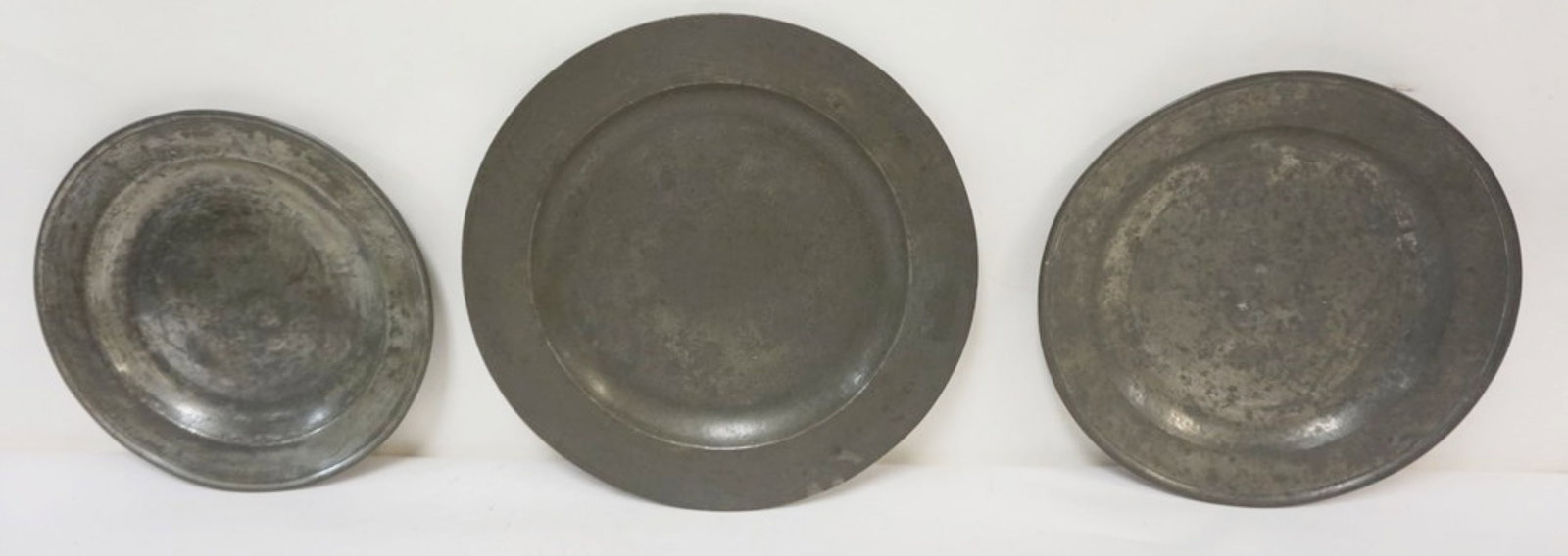 PEWTER CHARGERS (1 of 5)