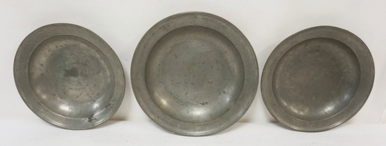 PEWTER BOWLS (1 of 8)
