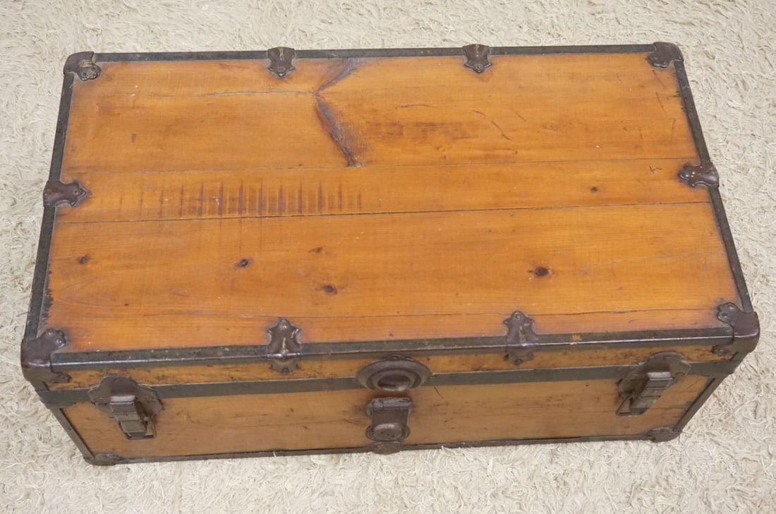 PINE STORAGE TRUNK - 2