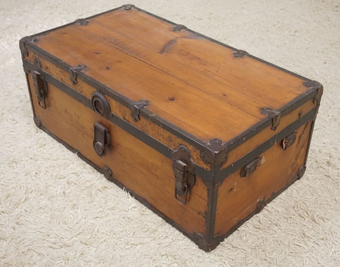 PINE STORAGE TRUNK - 3