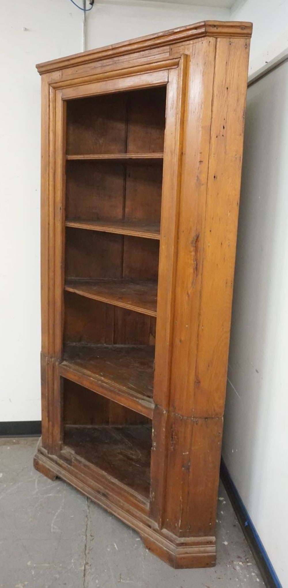CORNER CABINET - 2