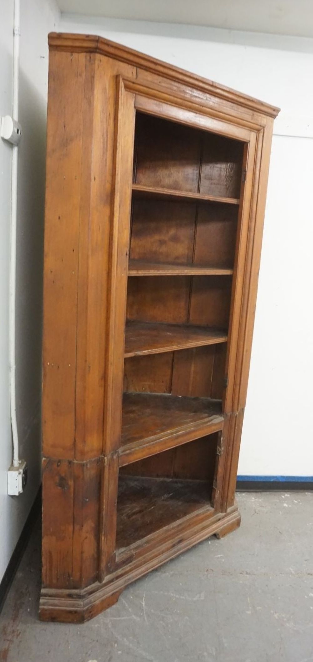 CORNER CABINET - 3