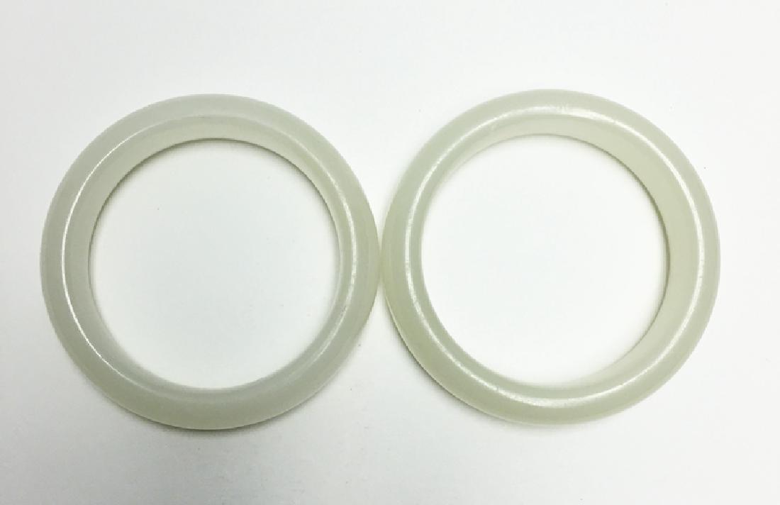 A  P air   Chinese Jade Bracelet (1 of 4)