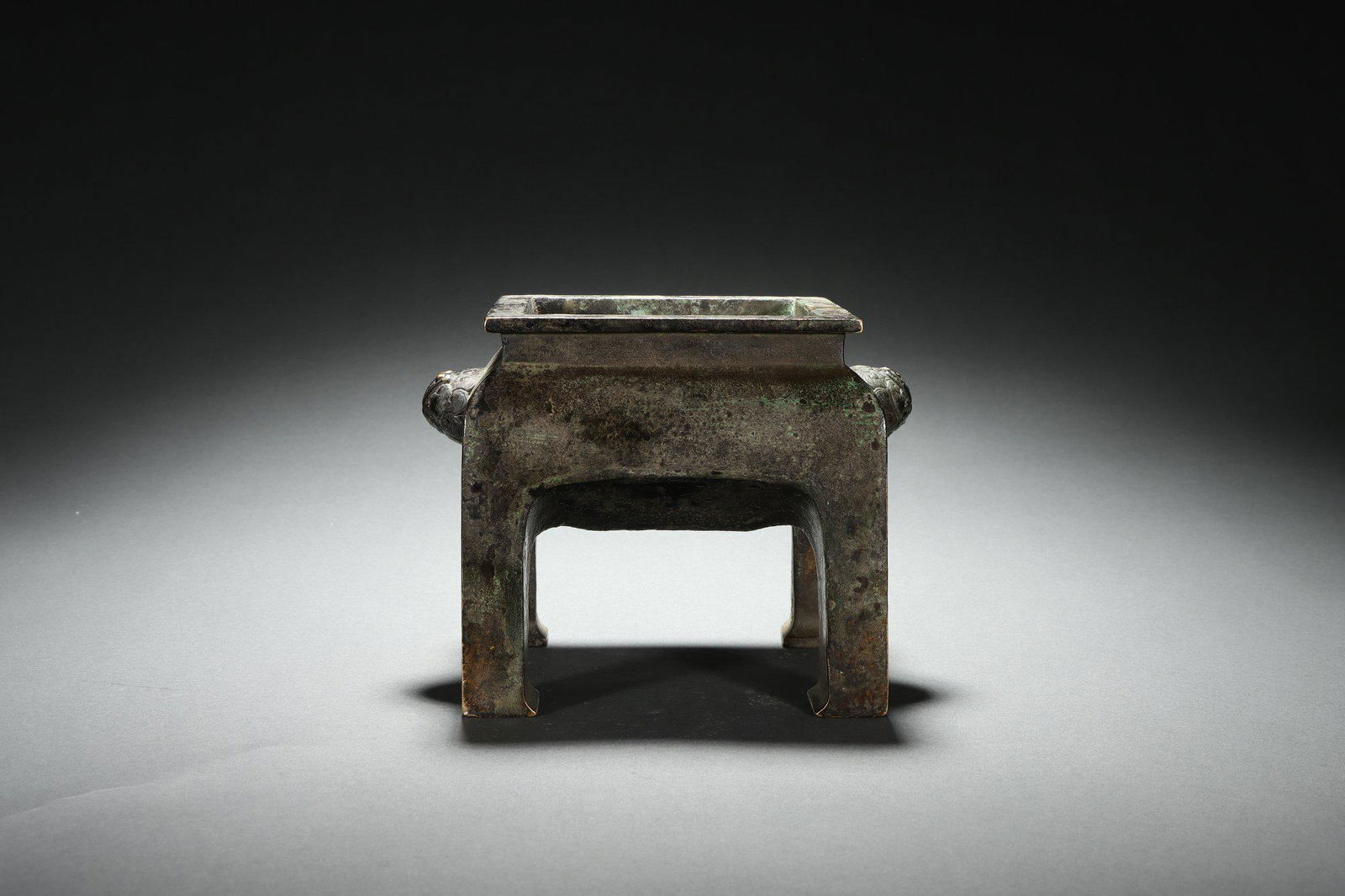 End Table-shaped Censer