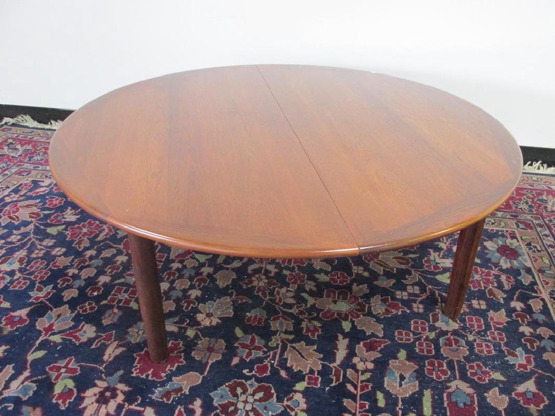 DANISH ROUND COFFEE TABLE (1 of 2)
