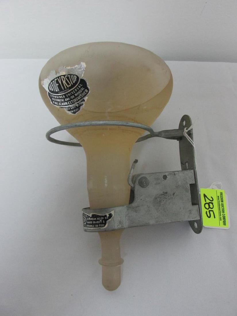 AUTO-FYR-STOP WALL MOUNT FIRE EXTINGUISHER (1 of 1)