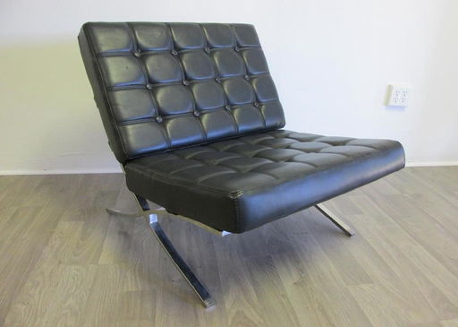 Barcelona Chair By Pellissima Aug 13 2017 Freedom Auction Company In Fl